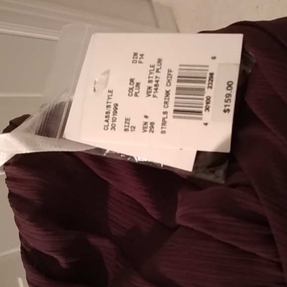 David's Bridal Plum Strapless w Tags - Picture 6 of 7